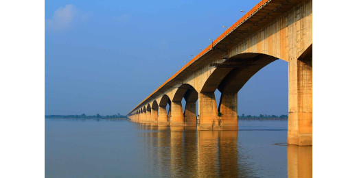 मजदूर के सिर पर गिरा गांधी सेतु से स्लैब, इलाज के दौरान मौत